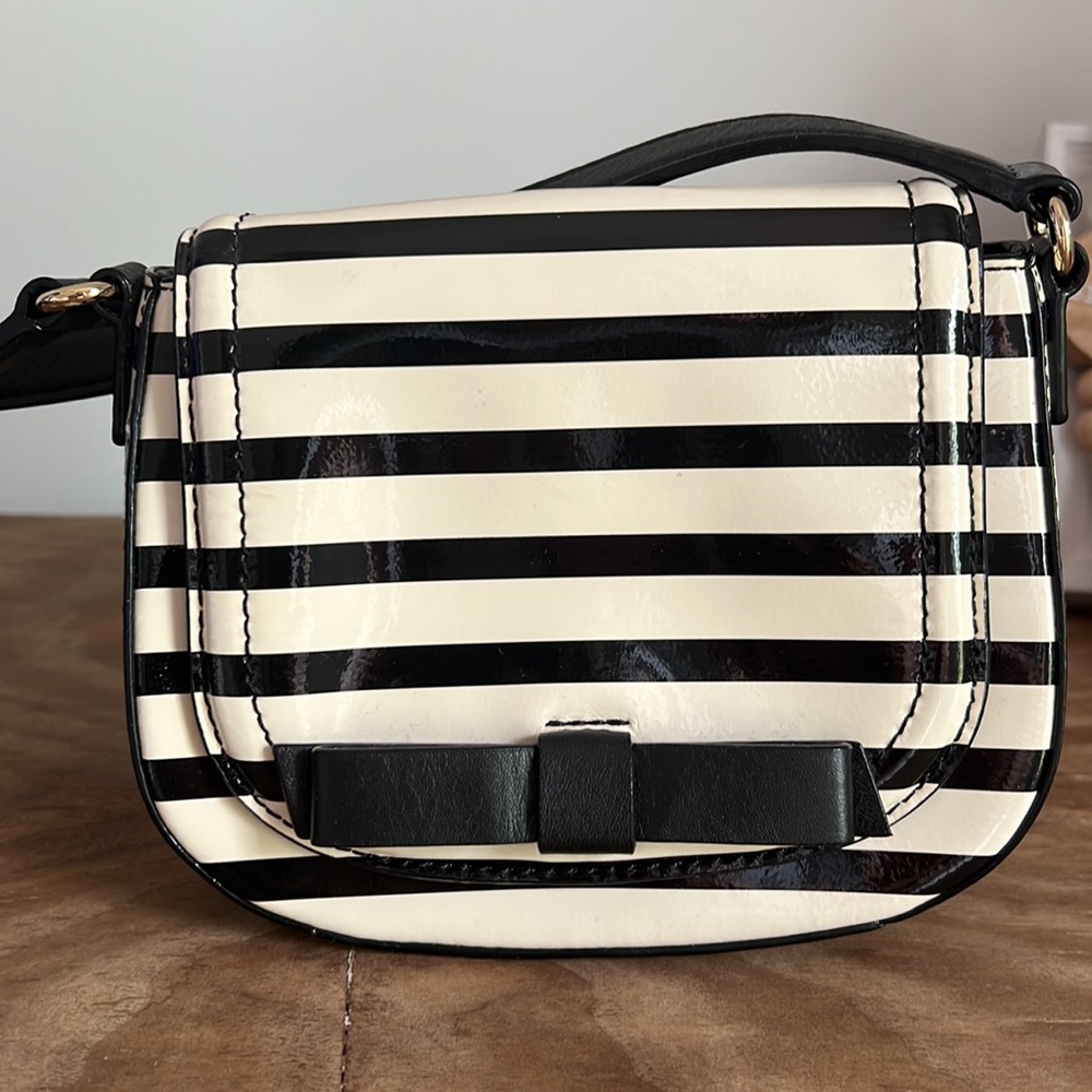 Kate Spade Purse - Picture 9 of 9